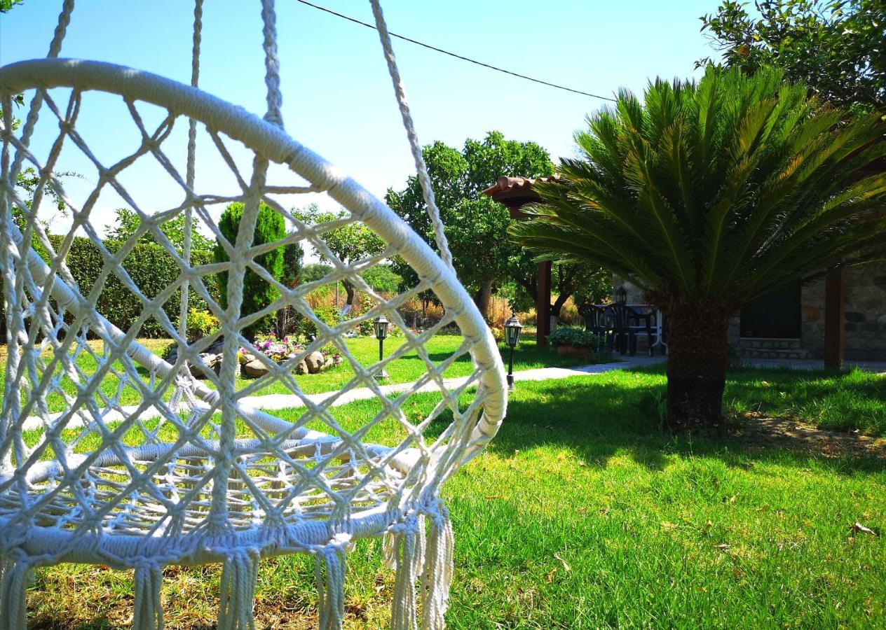 فيلا Patras Stonehouse With Large Yard - Πέτρινο Σπίτι Με Αυλή Paralía المظهر الخارجي الصورة